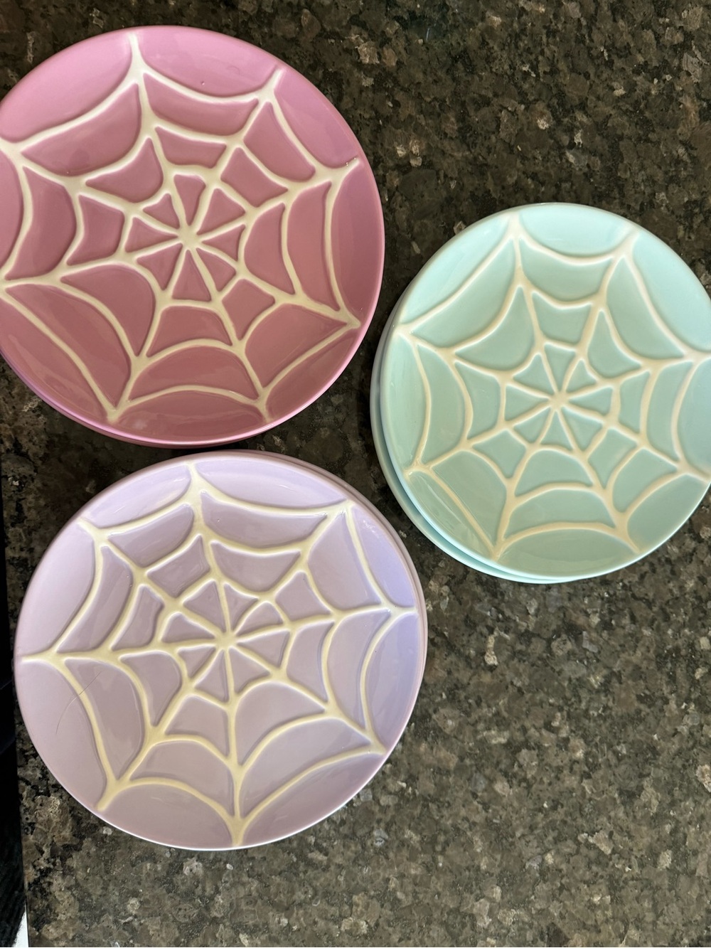 Set of 6 Pastel Spiderweb Accent Plates - Pink, Lilac, Mint